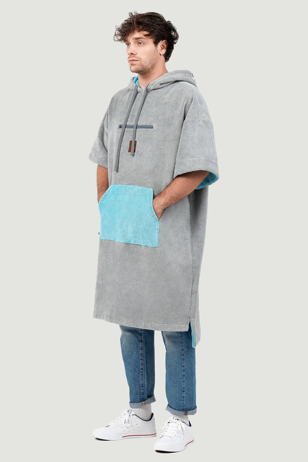frost-poncho-guy-front